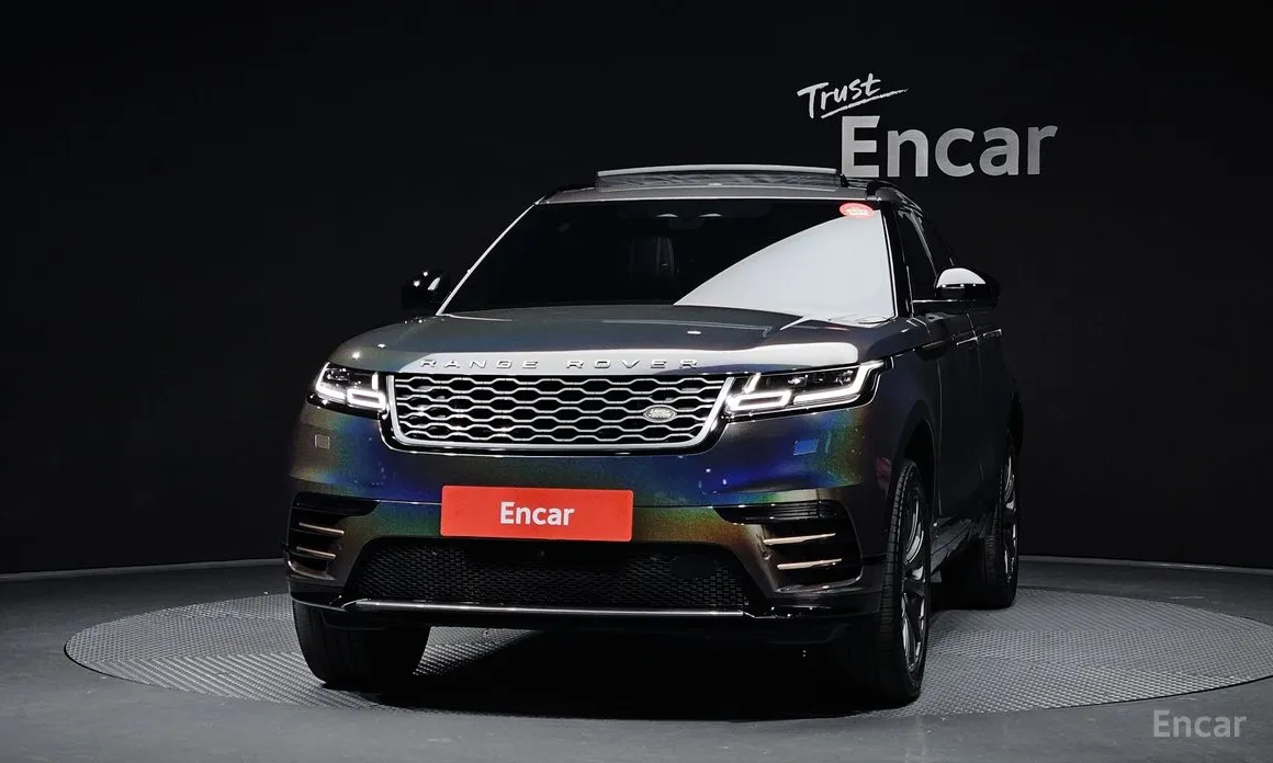 Фото 3 - Land Rover Range Rover Velar