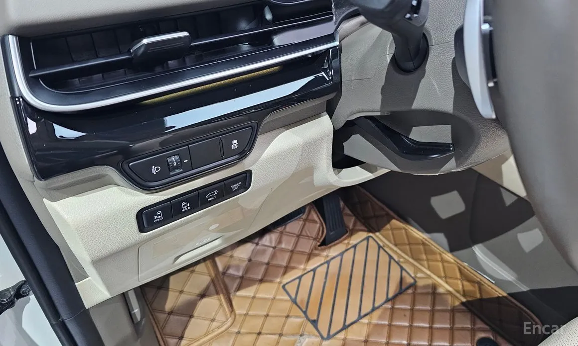 Фото 20 - Kia Carnival