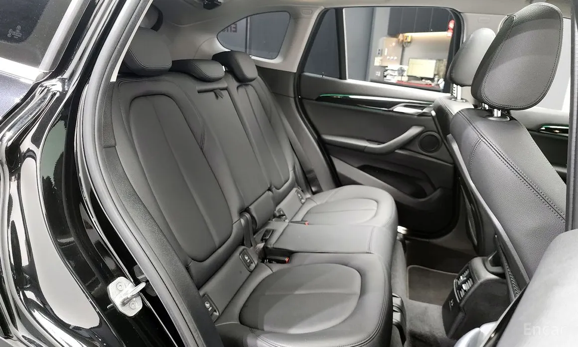 Фото 12 - BMW X1