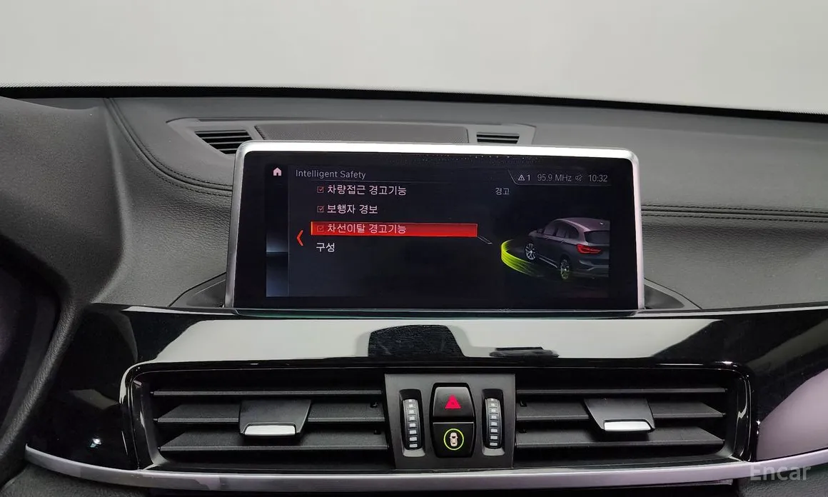 Фото 16 - BMW X1