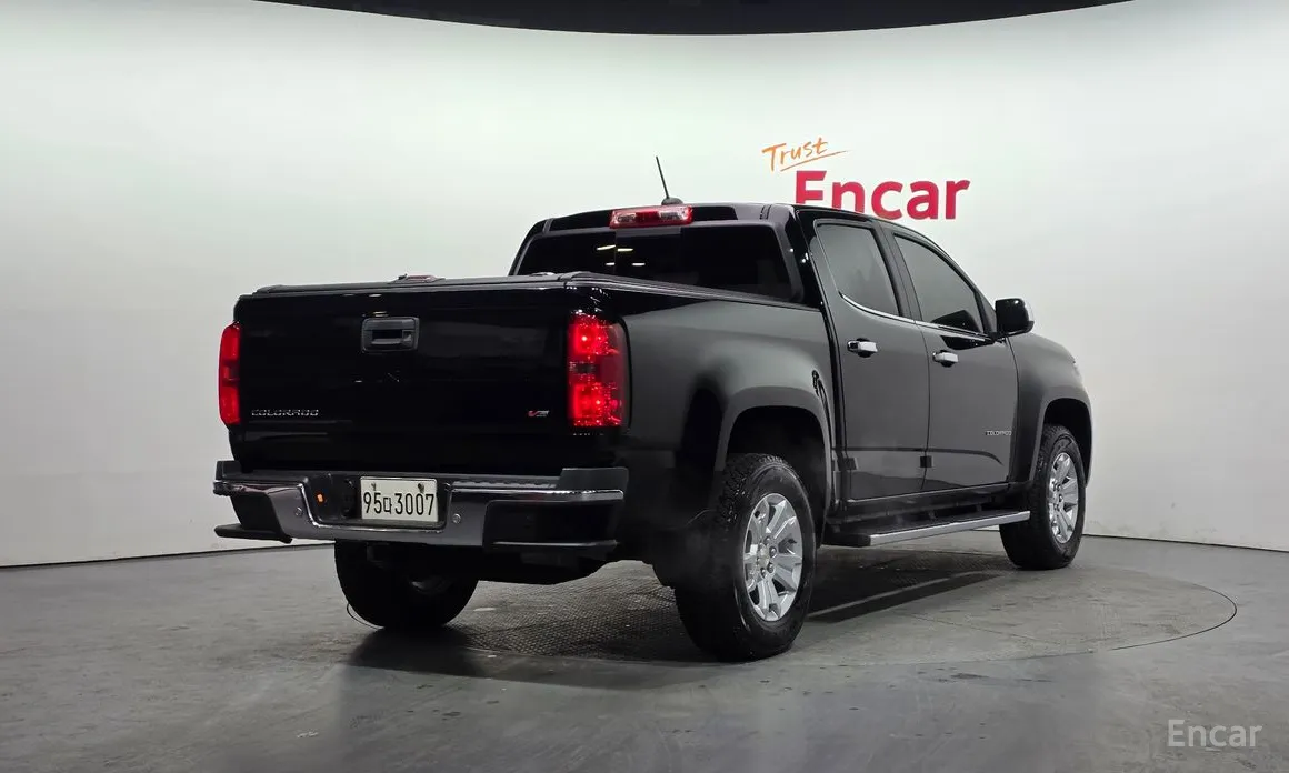 Фото 2 - Chevrolet Colorado