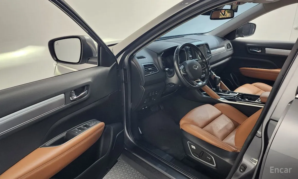 Фото 10 - Renault QM6