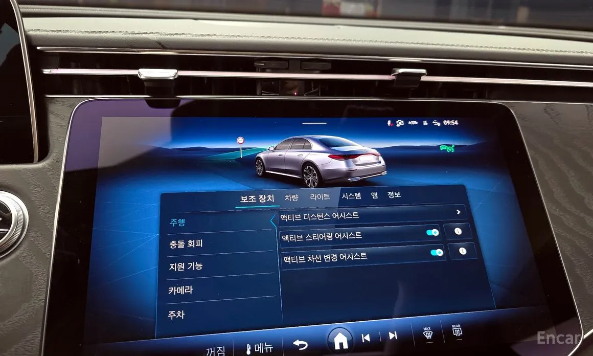 Фото 16 - Mercedes-Benz E-Class