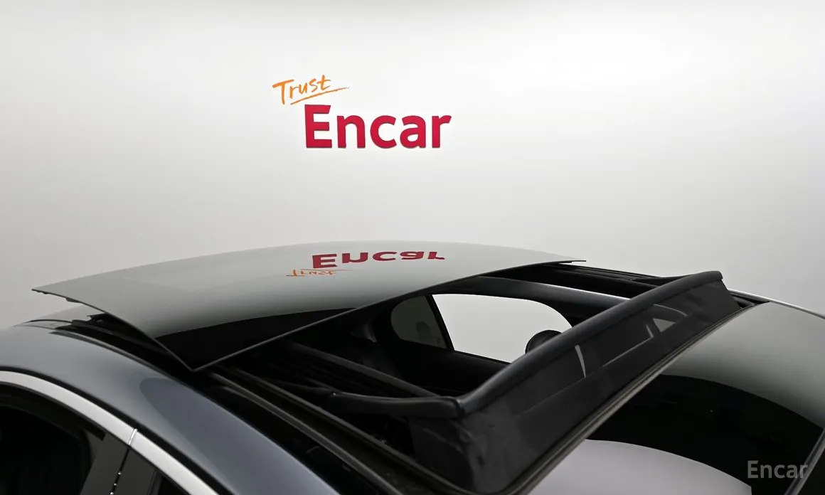 Фото 19 - Mercedes-Benz E-Class