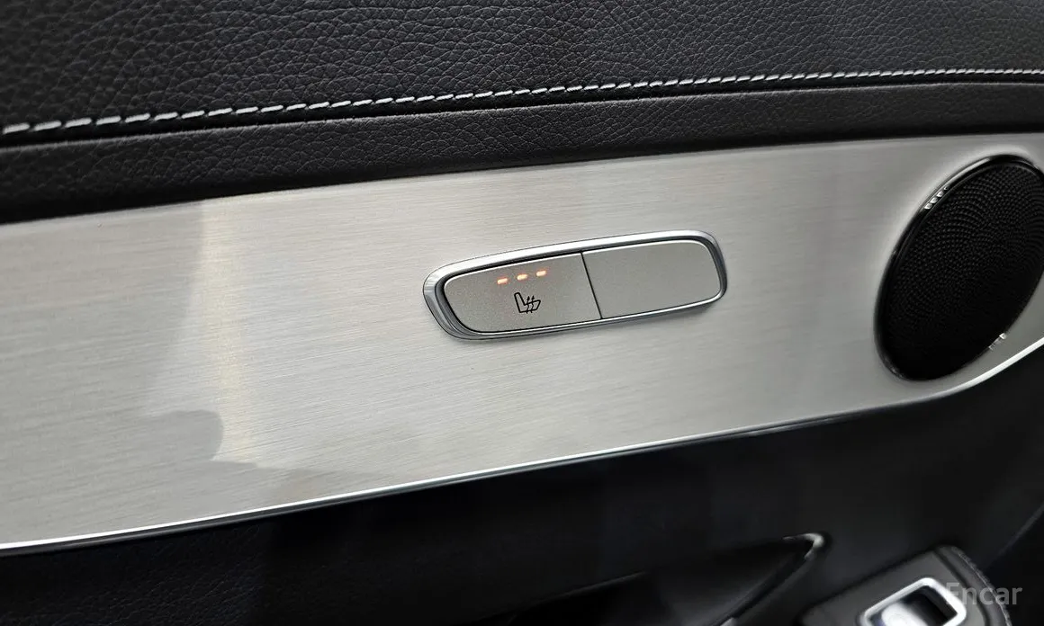 Mercedes-Benz GLC-Class 2016 GLC220 d 4MATIC
