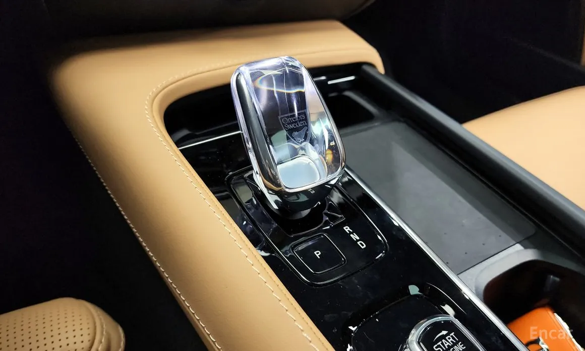 Фото 9 - Volvo V90