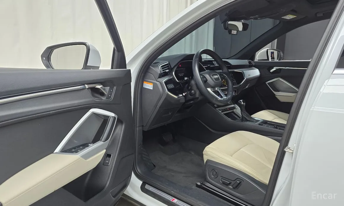 Фото 10 - Audi Q3