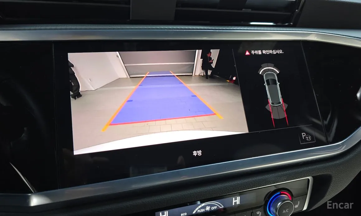 Фото 15 - Audi Q3