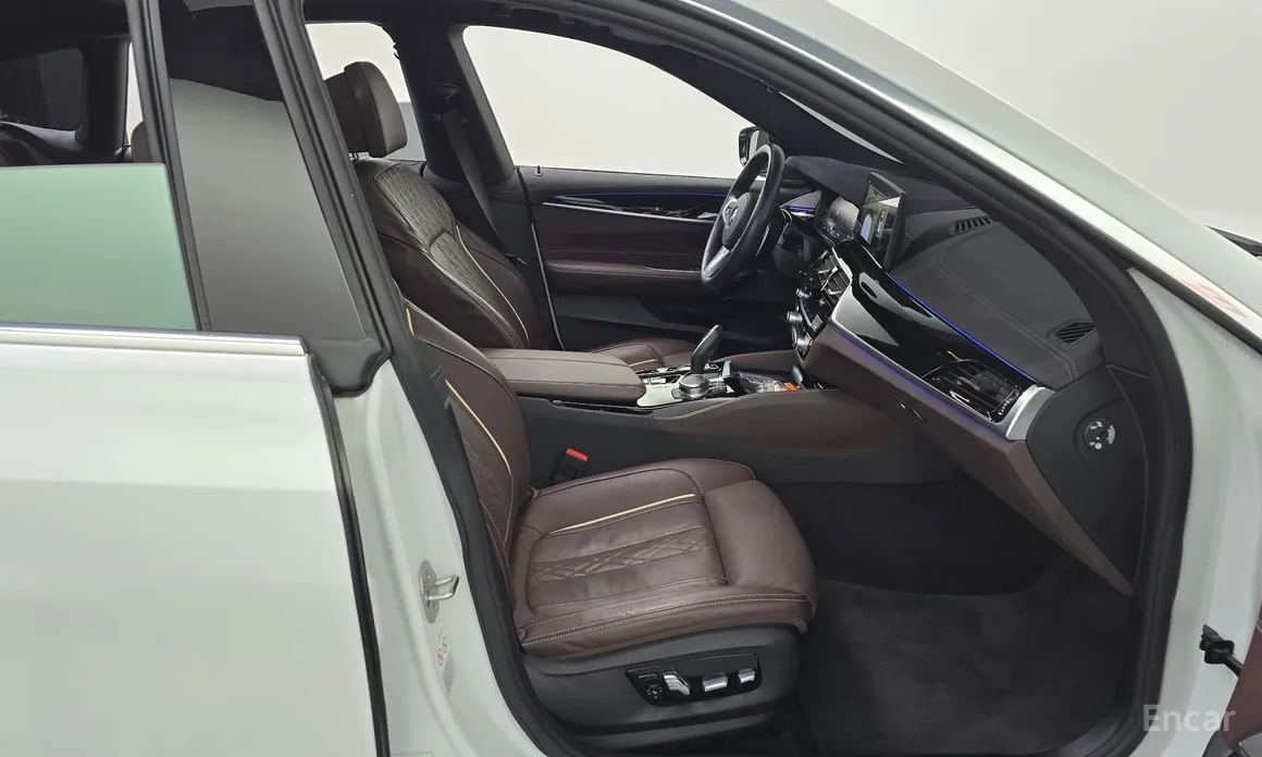 Фото 11 - BMW Gran Turismo