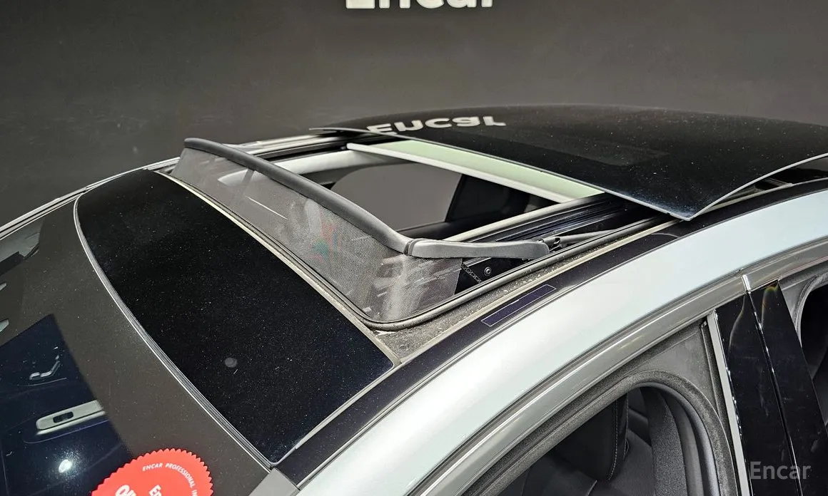 Фото 18 - Mercedes-Benz E-Class