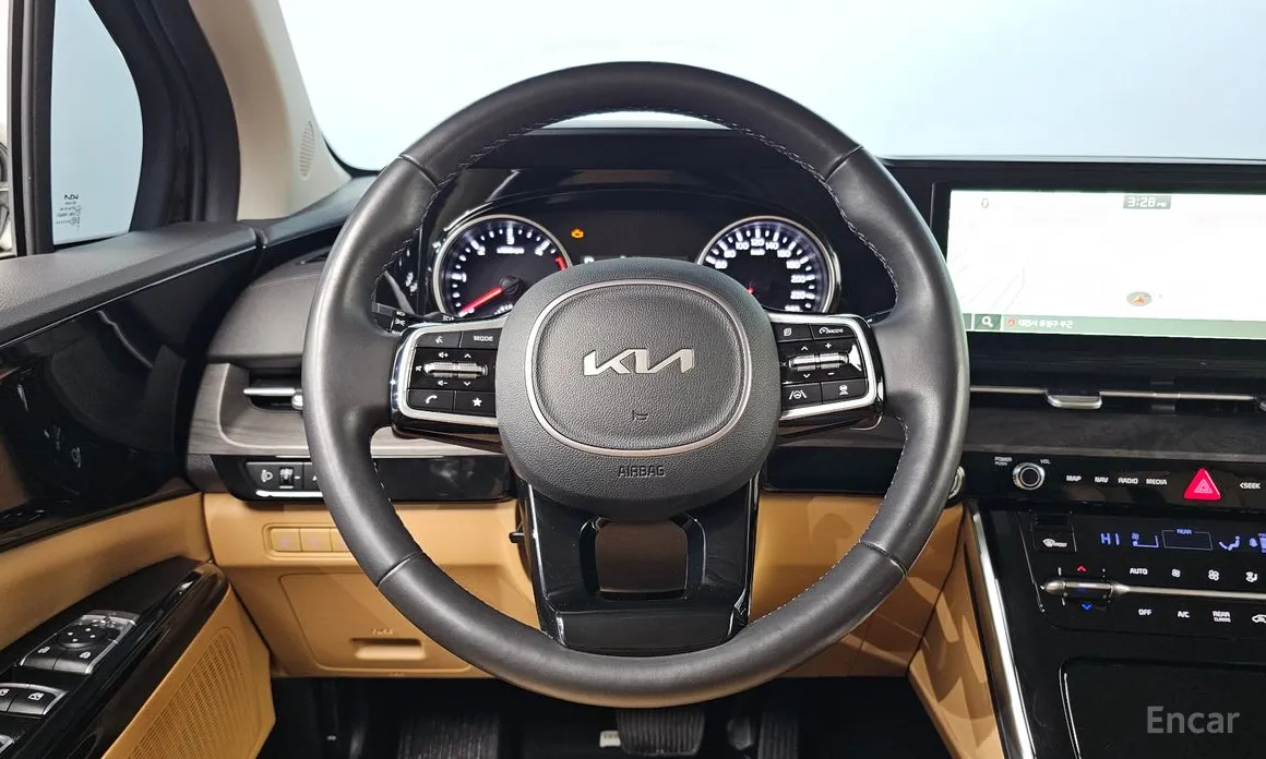 Фото 14 - Kia Carnival