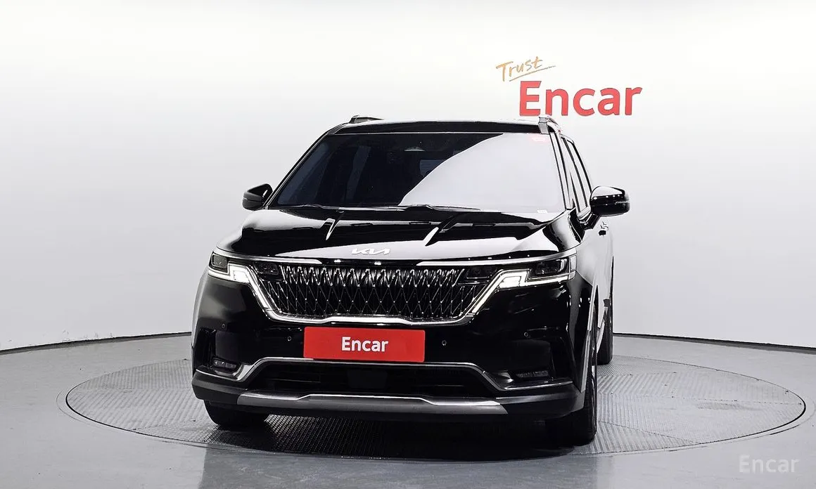 Фото 3 - Kia Carnival