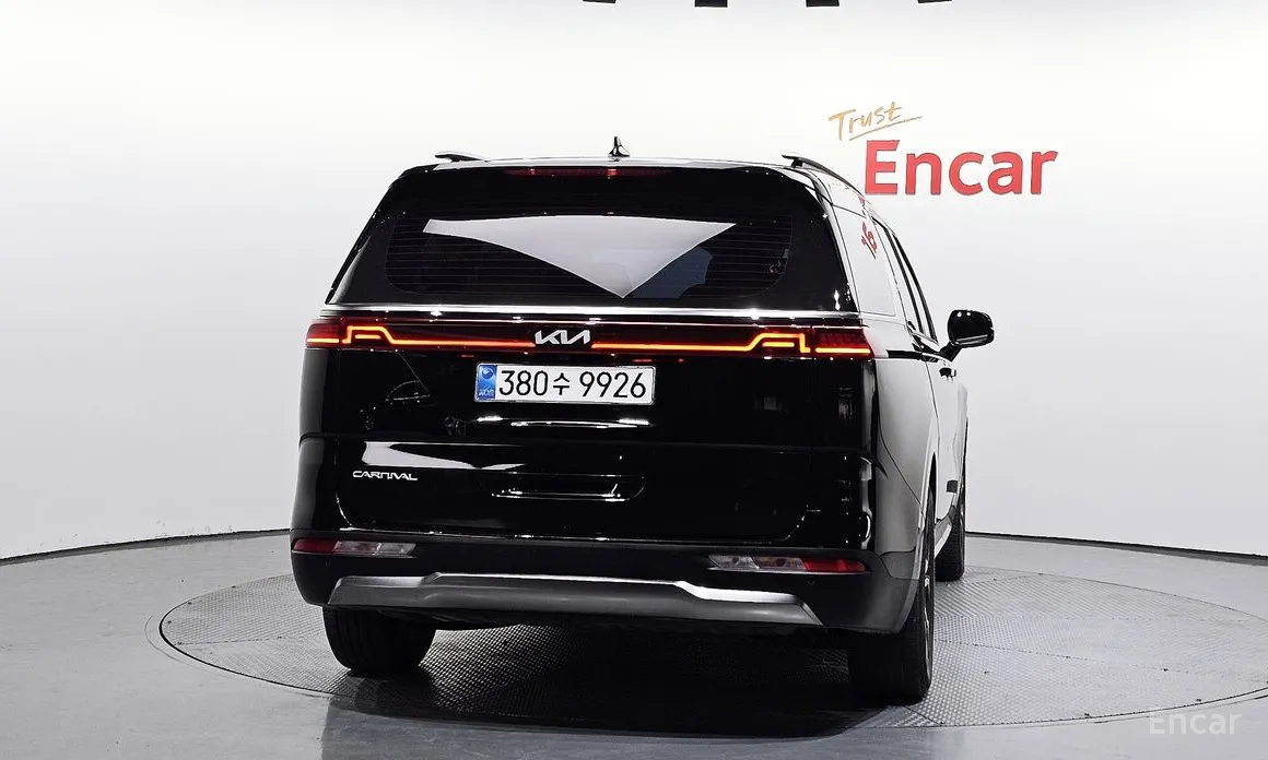 Фото 4 - Kia Carnival