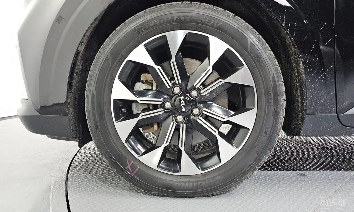 Фото 5 - Kia Carnival