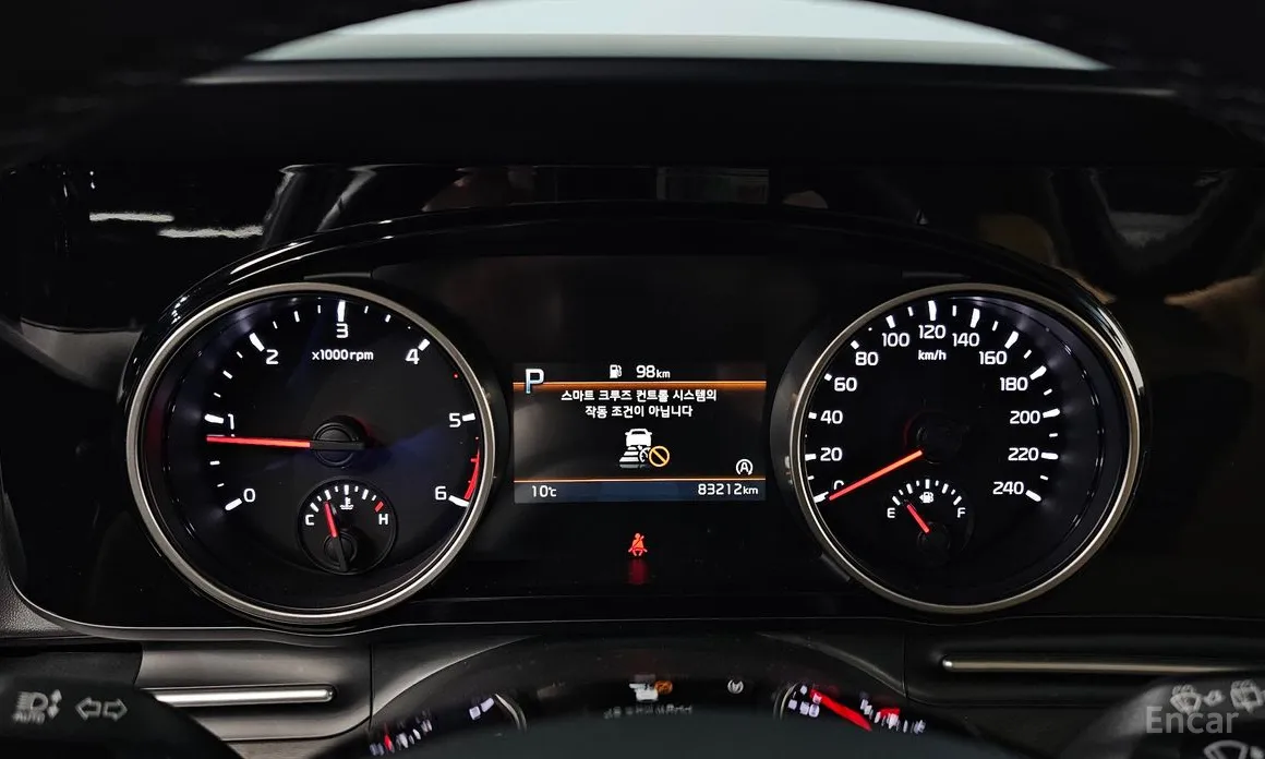 Фото 8 - Kia Carnival