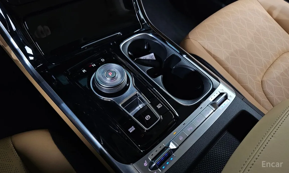 Фото 9 - Kia Carnival