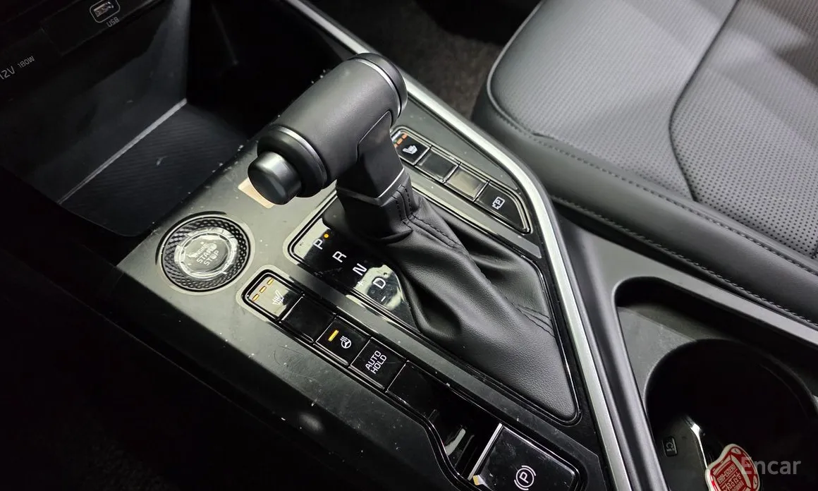 Фото 9 - Kia Niro