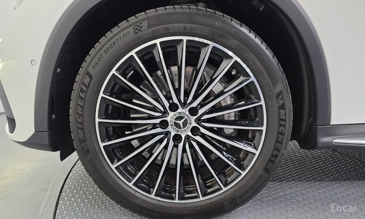 Фото 5 - Mercedes-Benz GLC-Class