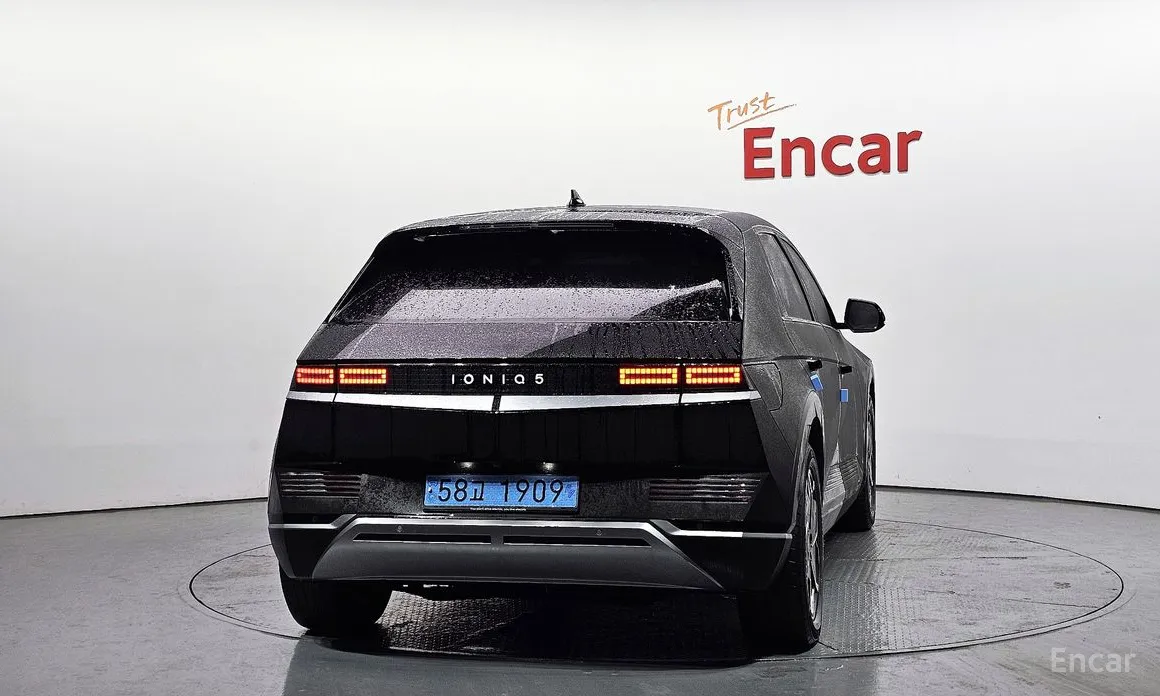 Фото 4 - Hyundai Ioniq 5