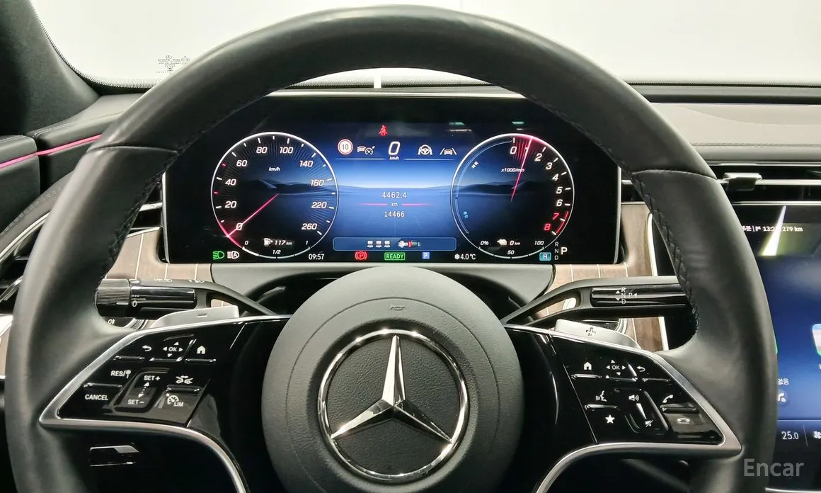 Фото 8 - Mercedes-Benz E-Class