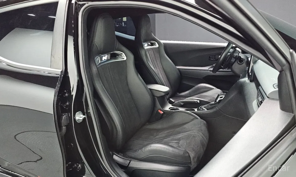 Фото 10 - Hyundai Veloster