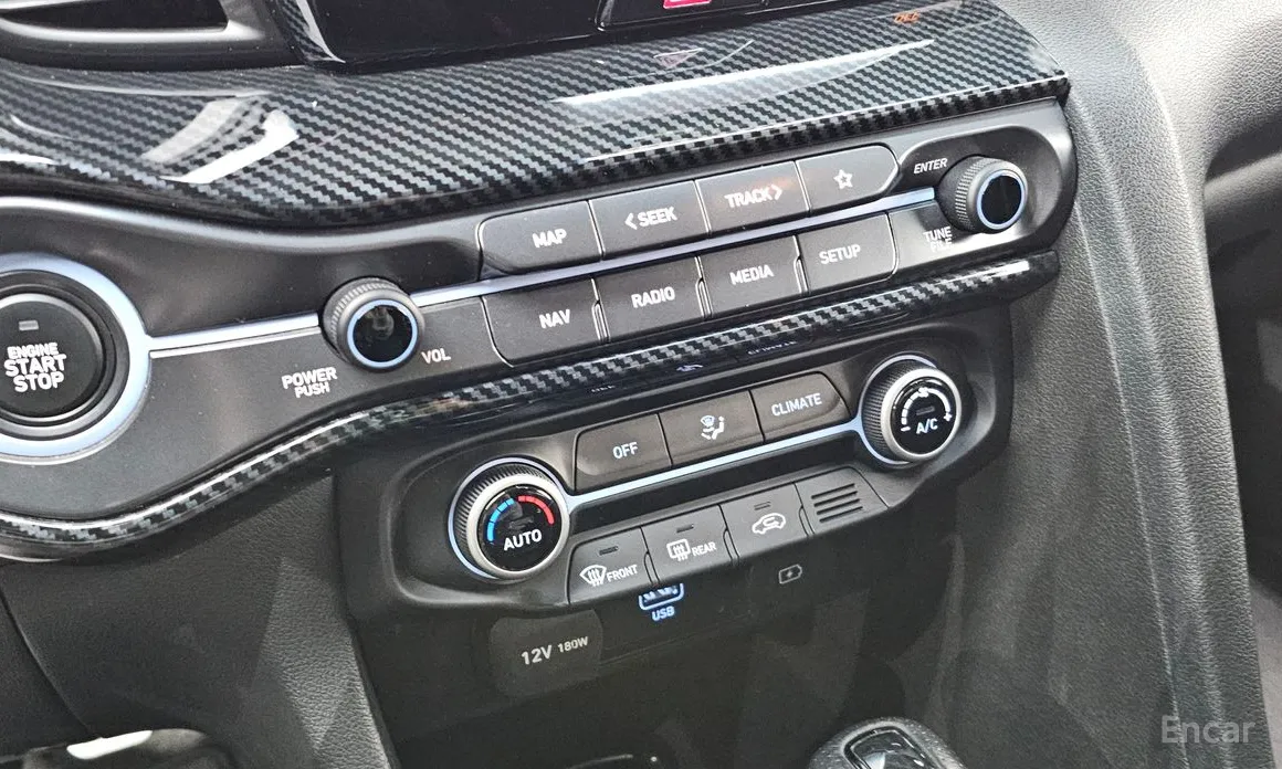 Фото 17 - Hyundai Veloster