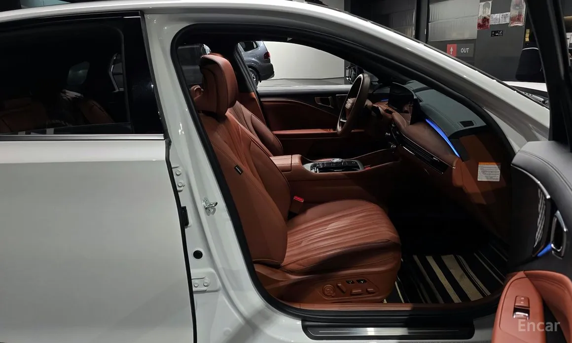 Фото 10 - Kia K8