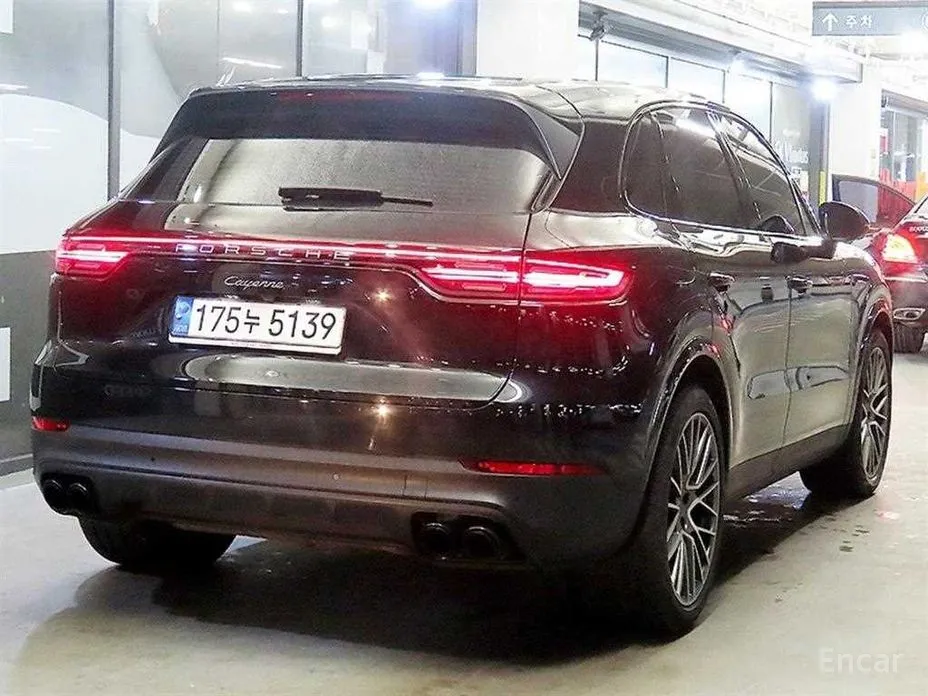 Фото 4 - Porsche Cayenne