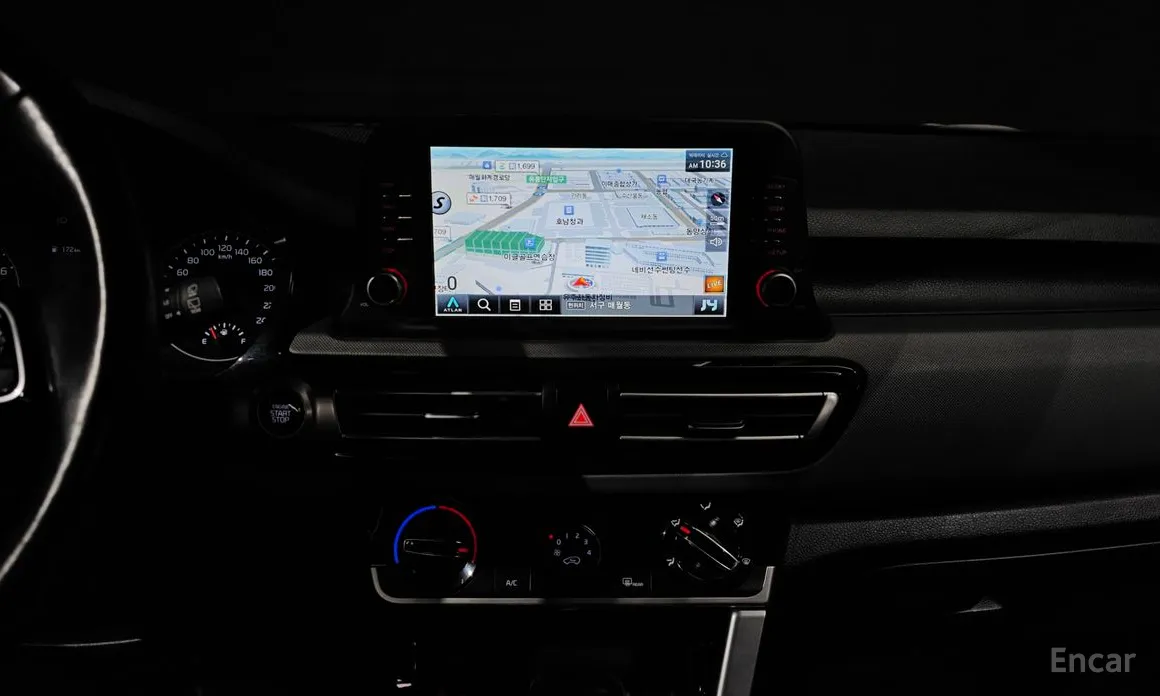 Фото 15 - Kia Seltos