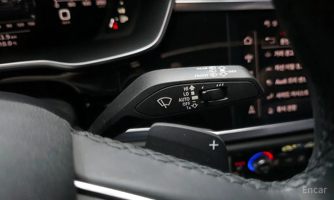 Фото 18 - Audi Q3