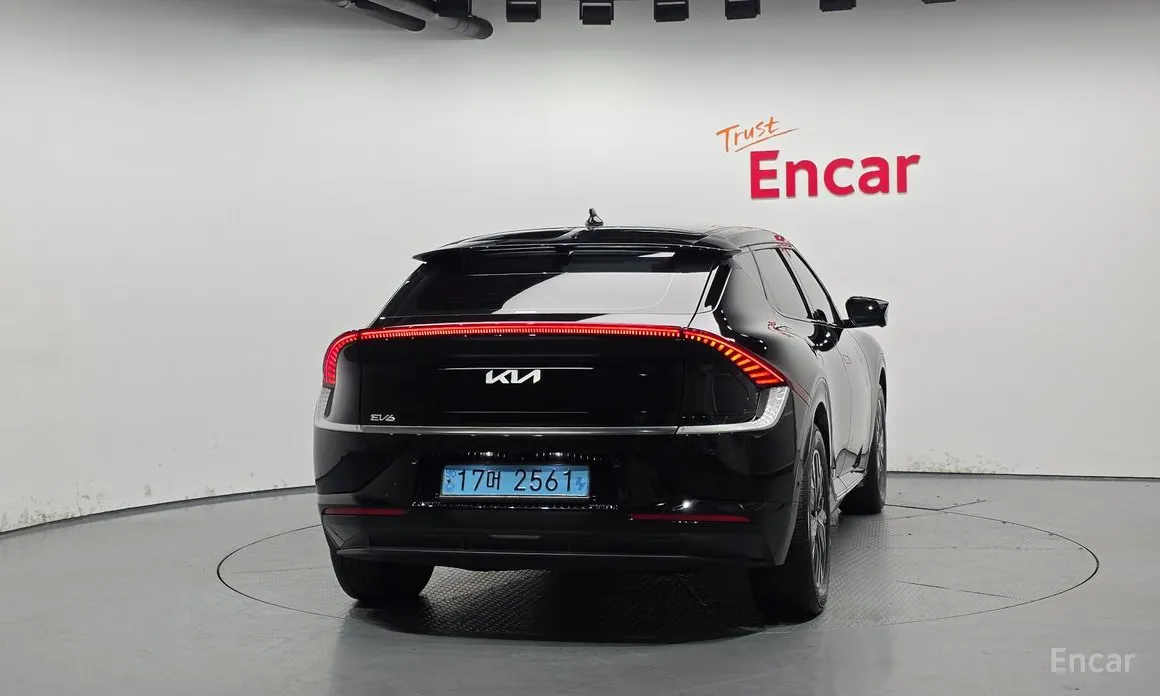 Фото 4 - Kia EV6