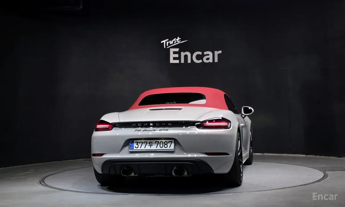 Фото 4 - Porsche 718