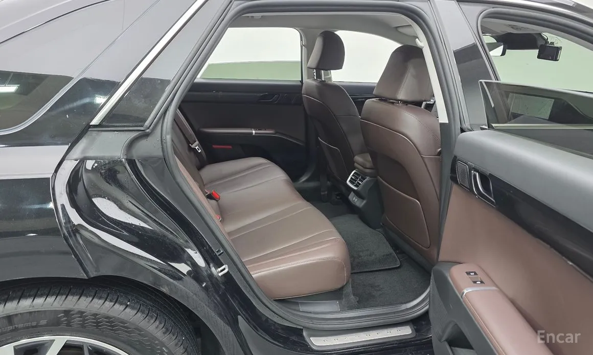 Фото 12 - Hyundai Grandeur