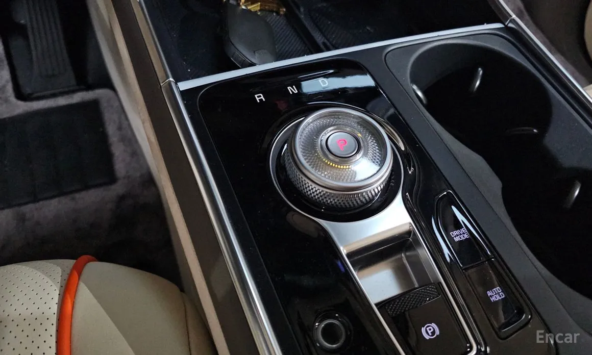 Фото 9 - Kia Carnival