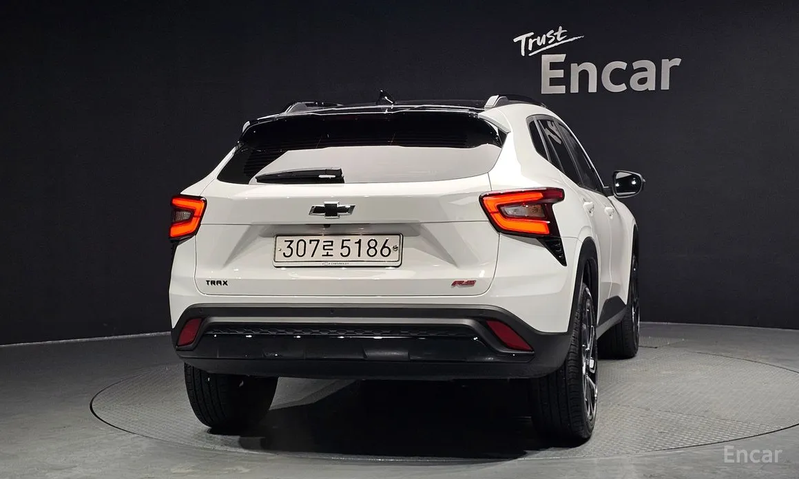 Фото 4 - Chevrolet Trax