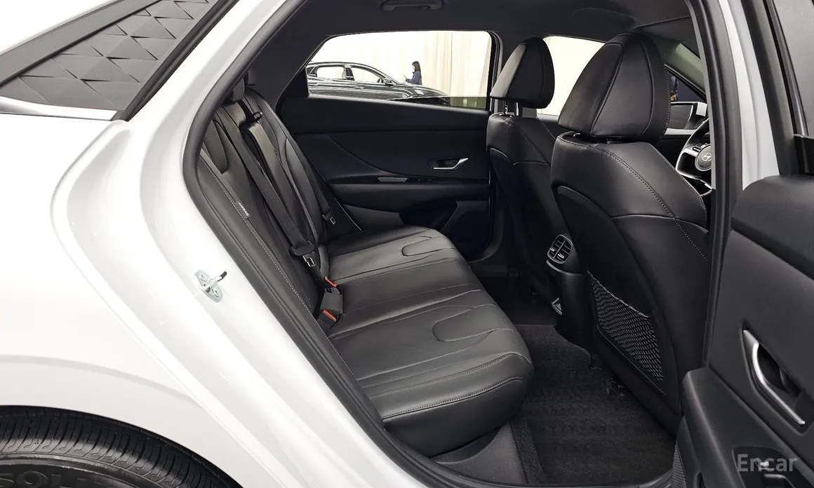 Фото 12 - Hyundai Avante