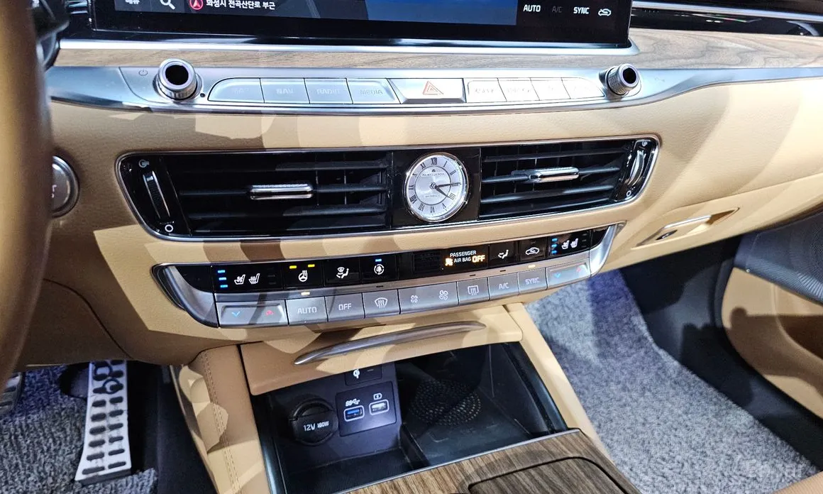 Фото 17 - Kia K9