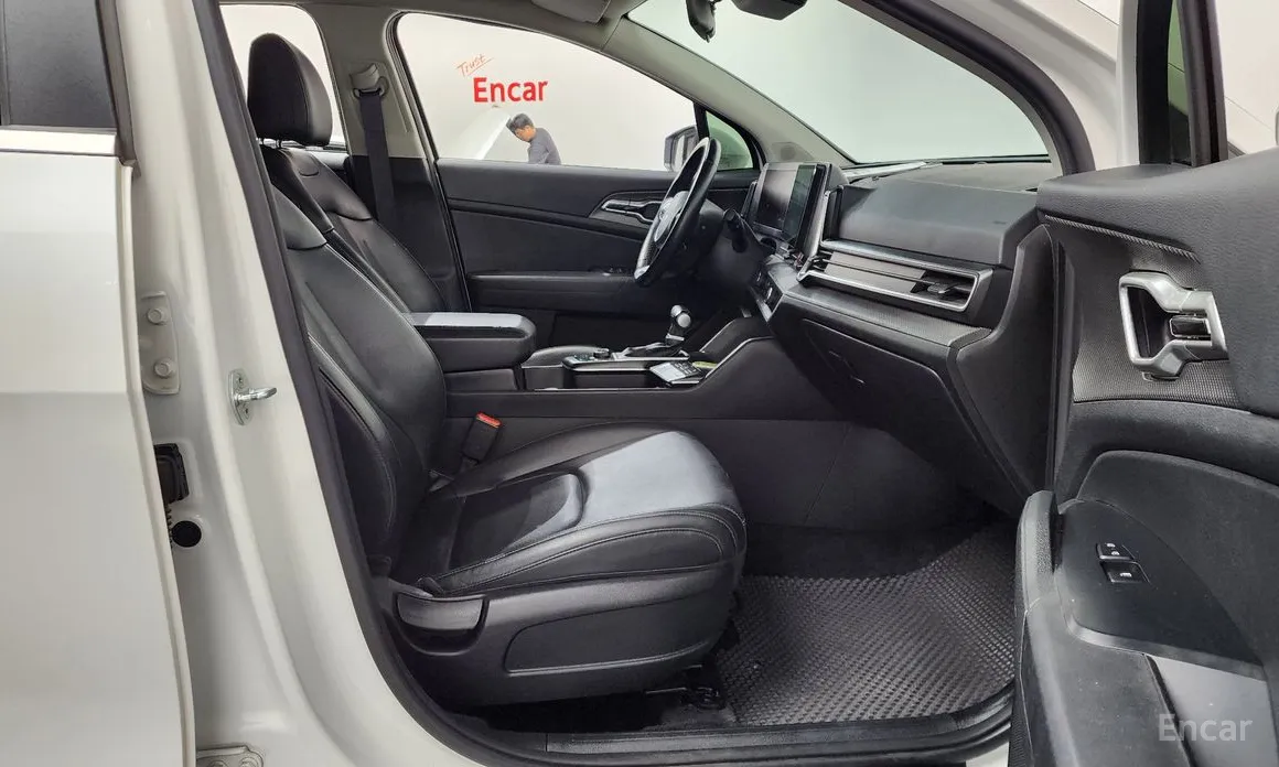 Фото 11 - Kia Sportage