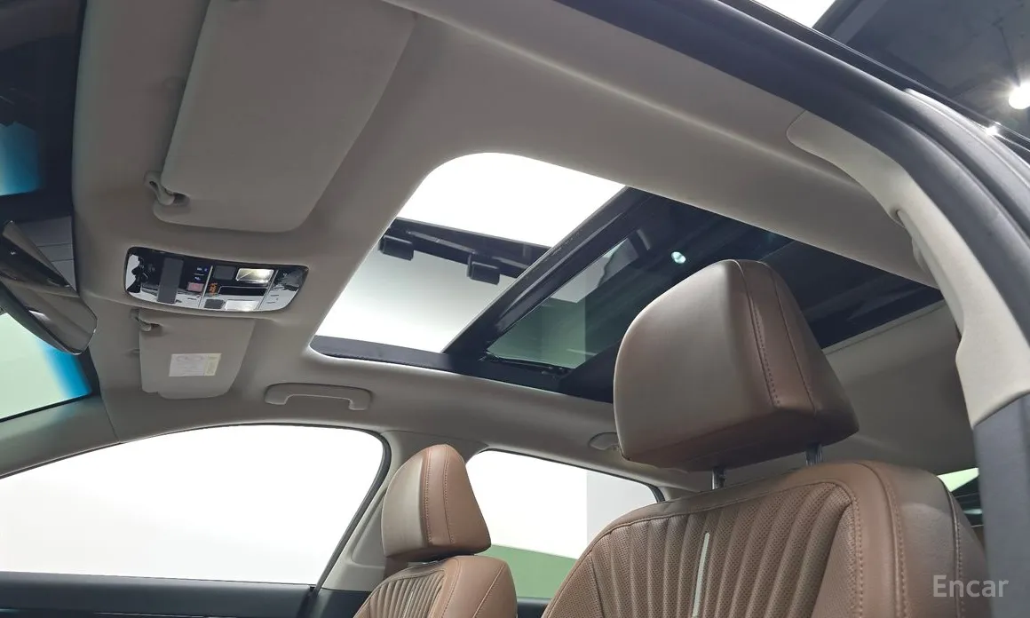 Фото 19 - Hyundai Grandeur