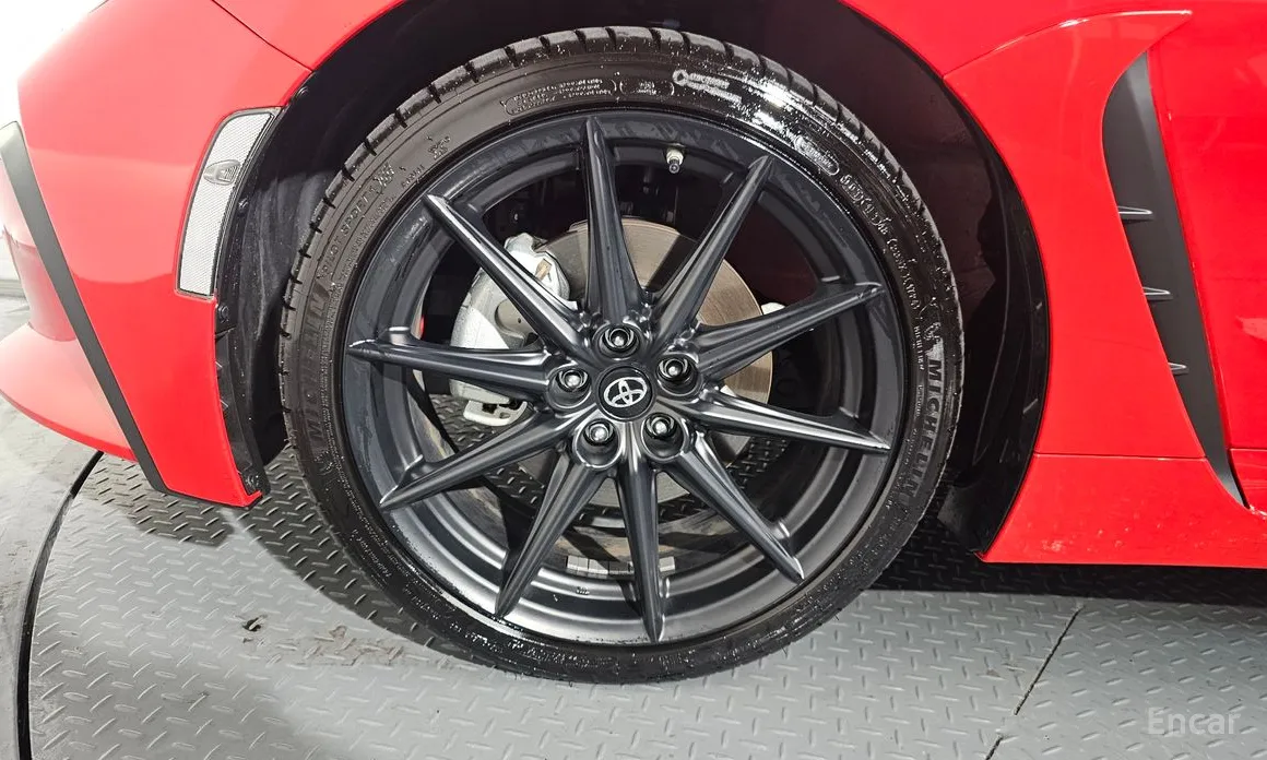 Фото 5 - Toyota 86