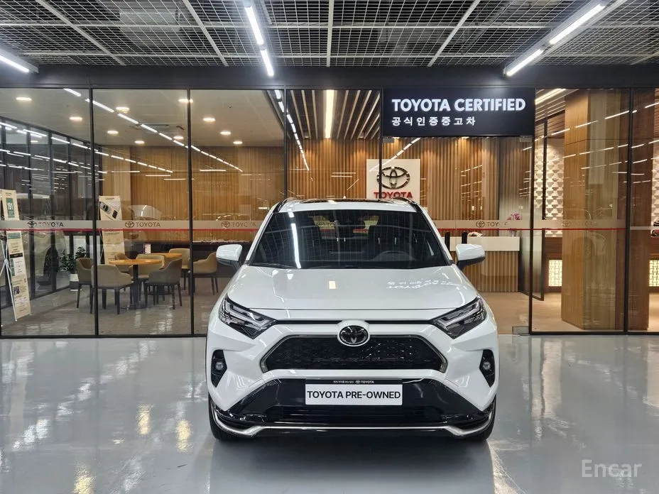 Фото 3 - Toyota RAV4