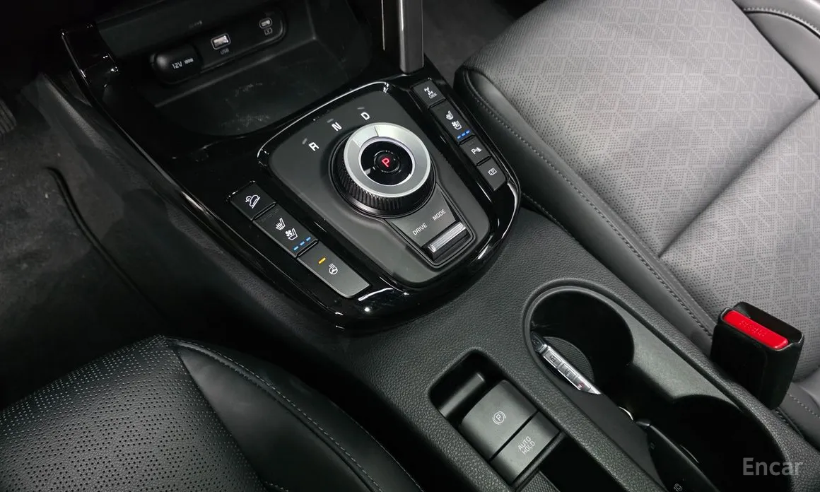 Фото 9 - Kia Seltos