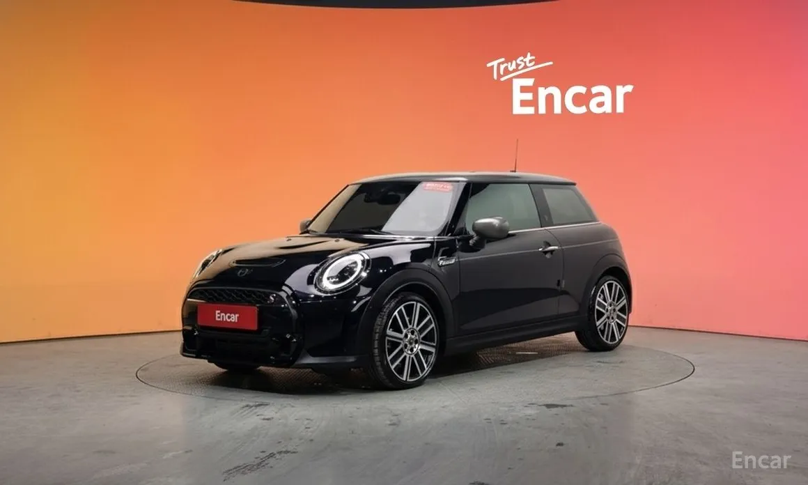 Фото 1 - Mini Cooper