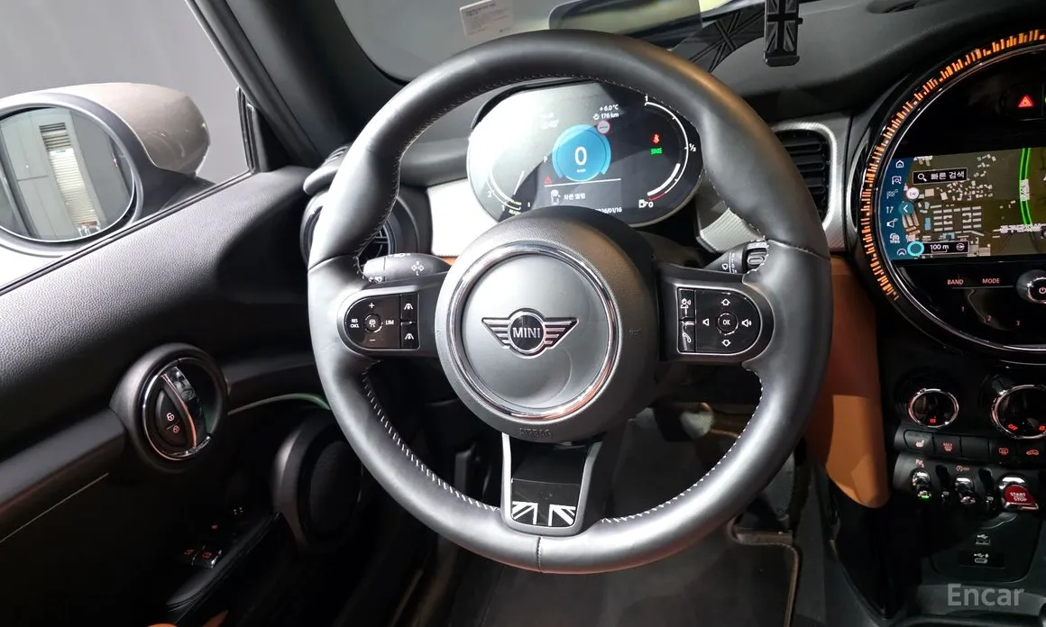 Фото 13 - Mini Cooper