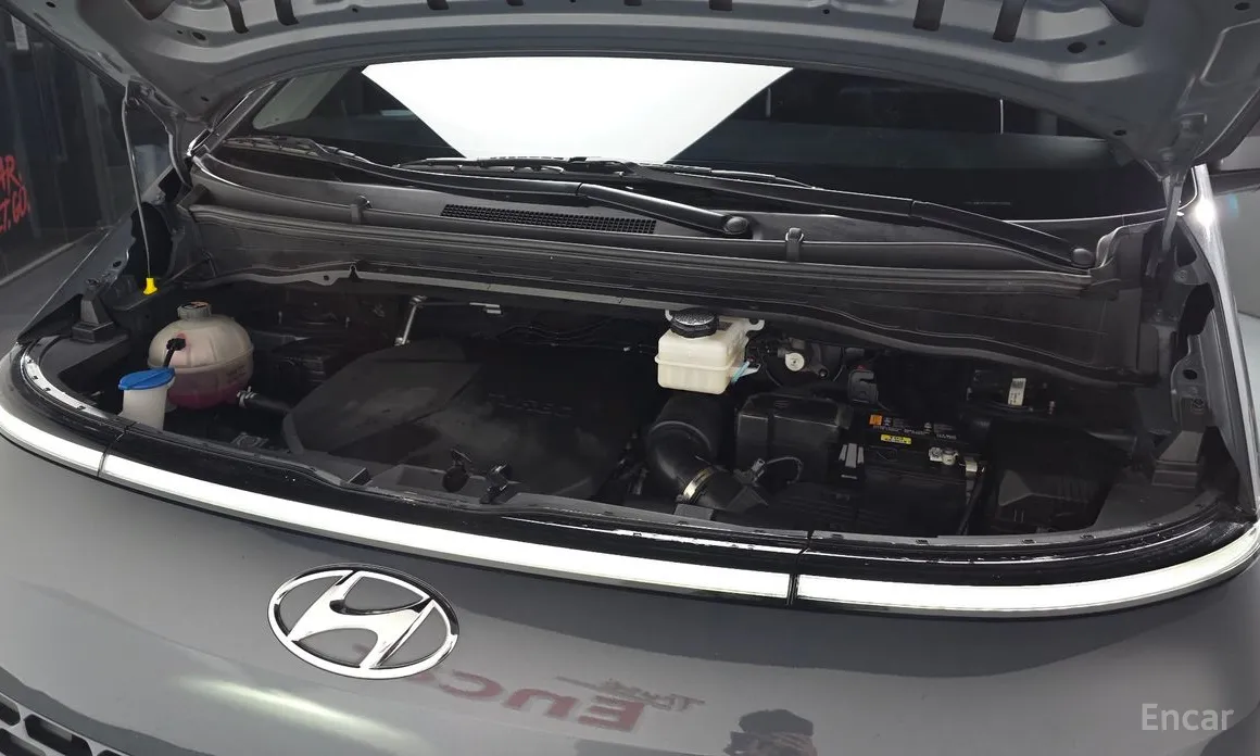 Фото 6 - Hyundai Staria