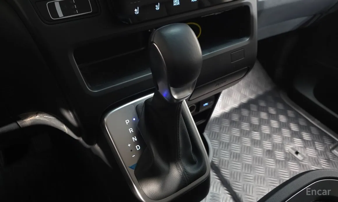 Фото 9 - Hyundai Staria