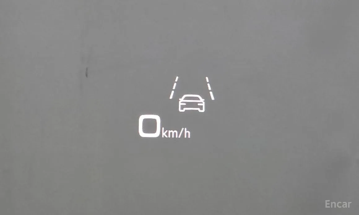 Фото 18 - Audi e-tron