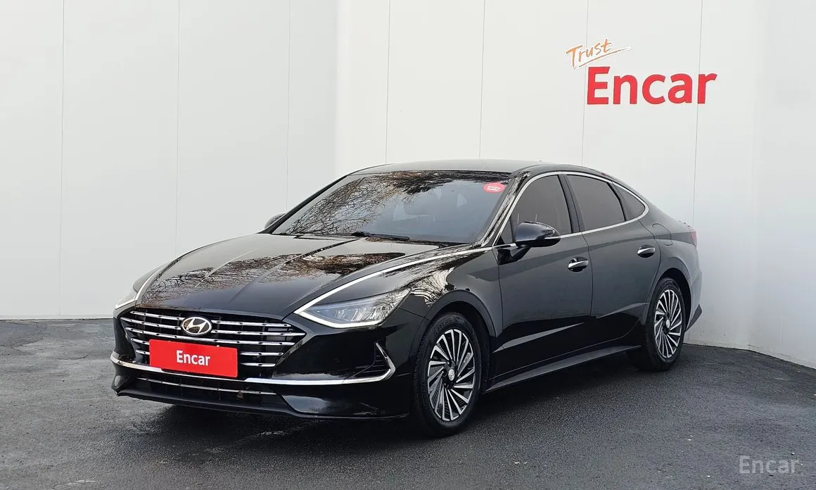 Фото 1 - Hyundai Sonata