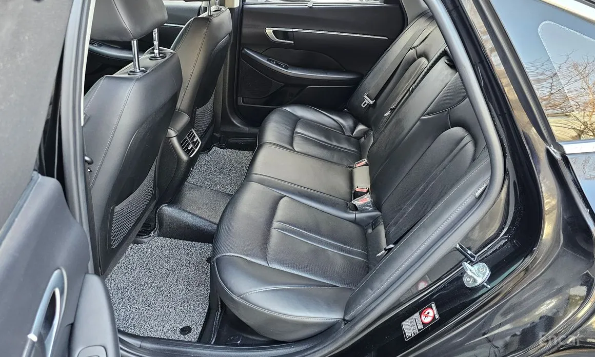 Фото 12 - Hyundai Sonata