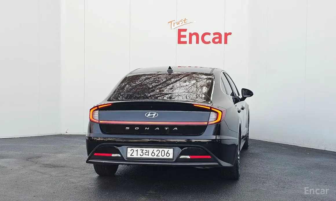 Фото 4 - Hyundai Sonata